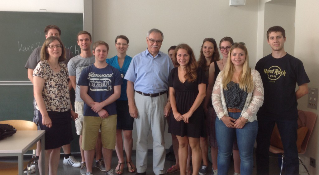 Gesprächspartner in der Übung Amerikaner in Rheinland-Pfalz, 1. Juli 2015